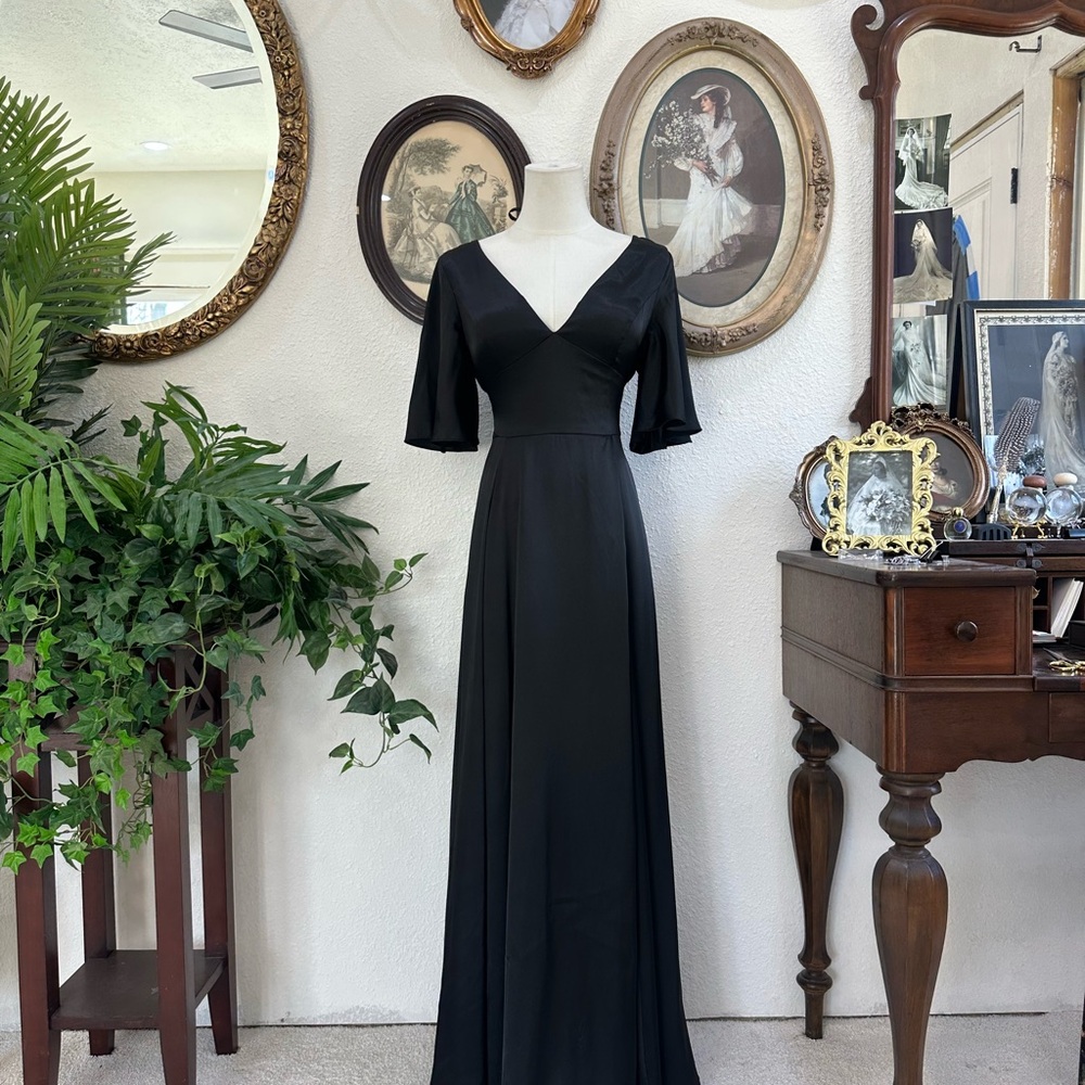 Elegant Black Evening Gown